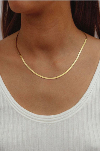 Gold effect fashion chain necklace